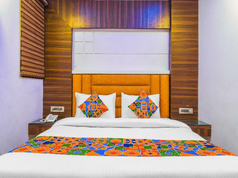 Oyo 15836 Pleasure River Front Resort Tuem المظهر الخارجي الصورة